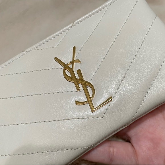 YSL Saint Laurent Cassandre Matelassé Key Pouch - Picture 11 of 11